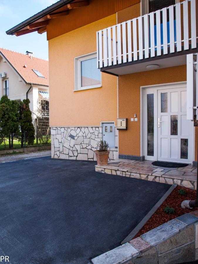Apartment Activity Radomlje Esterno foto